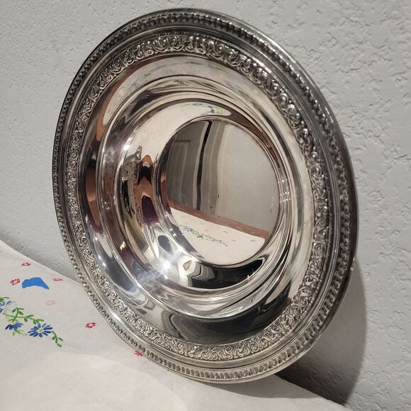 Vintage Reed & Barton 1201 Dish Silver Plate 10" Diameter ornate round Victorian - Picture 3 of 8